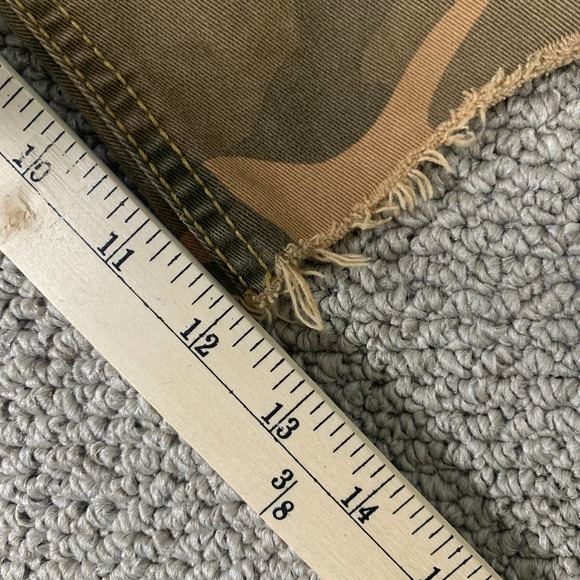 Jordan Craig Mens‎ Shorts Size 34 Brown Camouflage Cut Off Pockets Casual - Picture 6 of 11